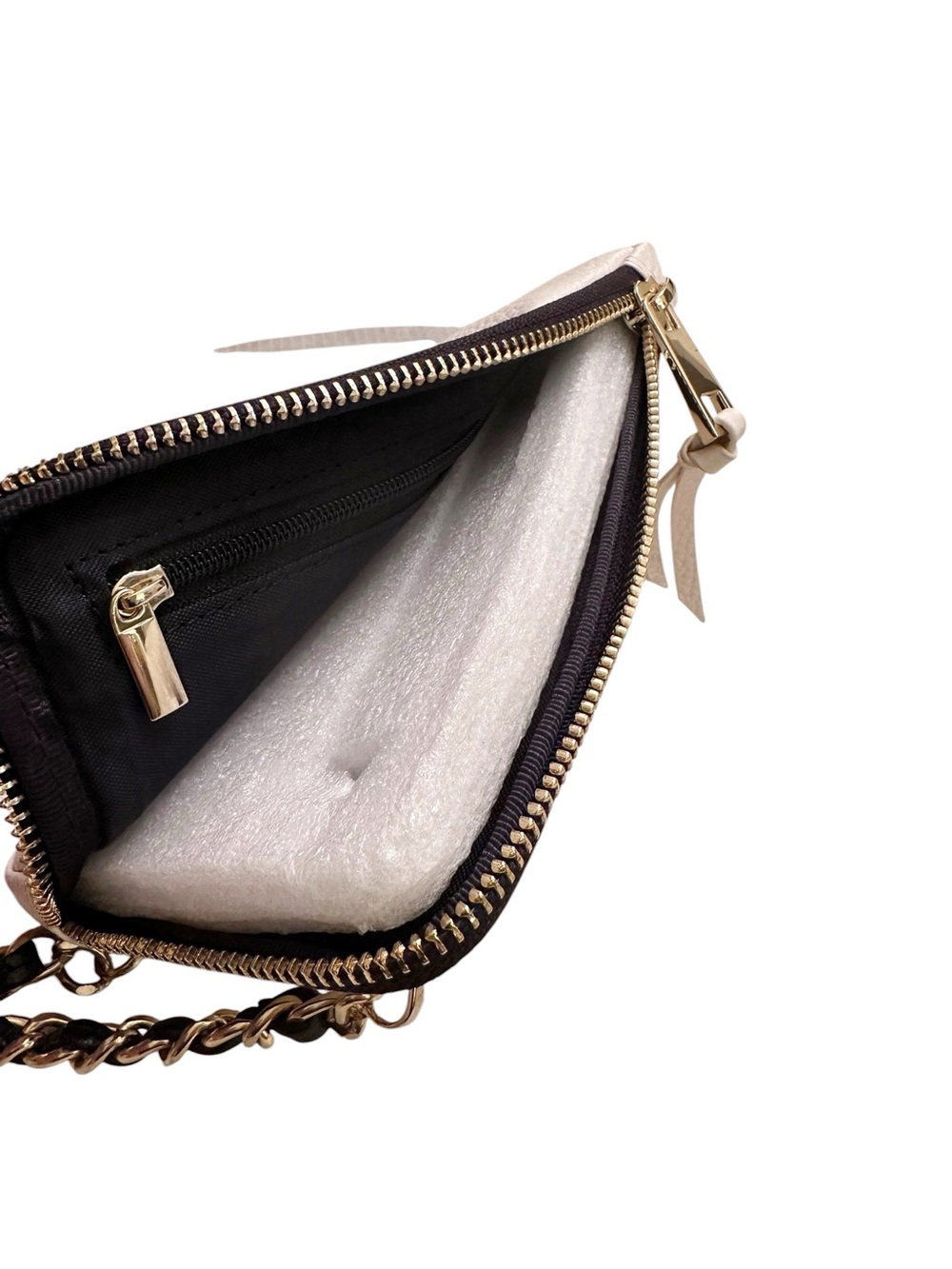 Bandolier Pebbled Leather Expanded Zip Pouch Ivory and Gold with Chain Strap - Picture 9 of 11